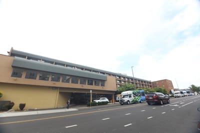 Exterior view of Cascade Park Vista facility with parking area