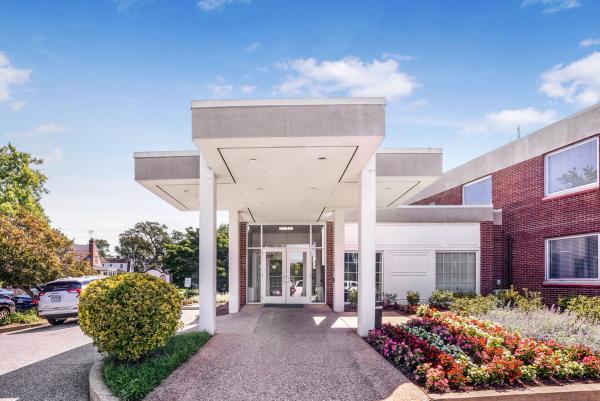 Entrance of the Alexandria Rehabilitation & Healthcare Center