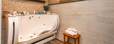 Accessible bathing area in a senior living facility