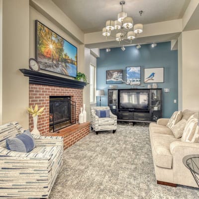 Bright and cozy common area with comfortable seating