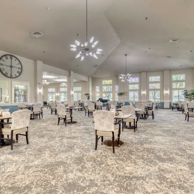 Bright dining room with modern decor and seating