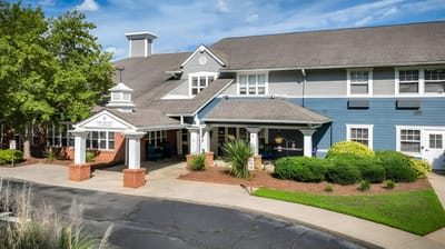 Exterior view of The Legacy at Southpointe Drive