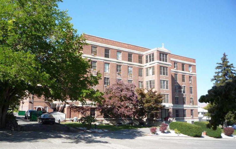 Exterior view of a senior living facility