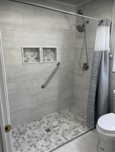 Accessible shower stall in a bathroom