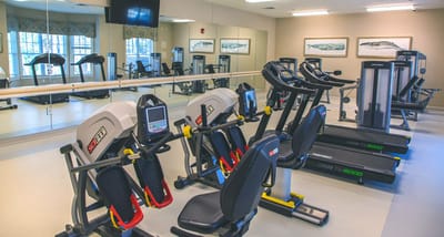 Well-equipped fitness area with exercise machines