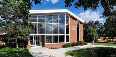 Exterior view of Alden Park Strathmoor facility
