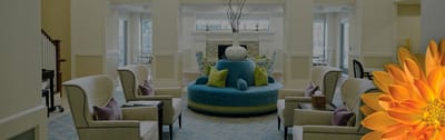 Common area with seating and decorative elements
