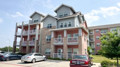 Exterior view of Maple Ridge Senior Living facility