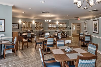 Dining room with tables and chairs