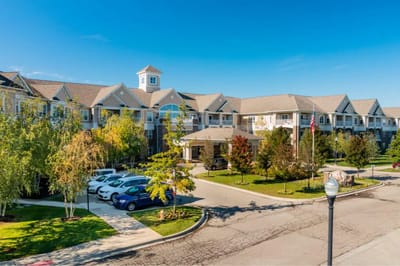 Exterior view of Rose Senior Living Clinton Township