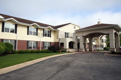 Exterior view of Bickford of Bourbonnais facility.