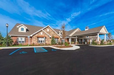 Exterior view of Bickford of Bourbonnais with landscaped entrance