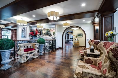 Welcoming lobby area with comfortable seating and decor