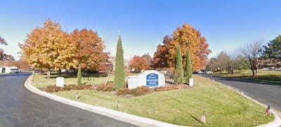 Exterior view of the entrance to Senior Star at Wexford Place