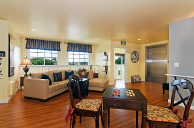 Cozy common area with seating and decorative elements
