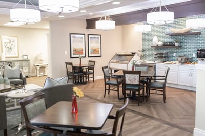 Comfortable common area with food service and seating