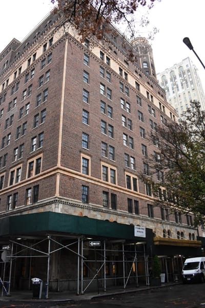 Exterior view of The Watermark at Brooklyn Heights