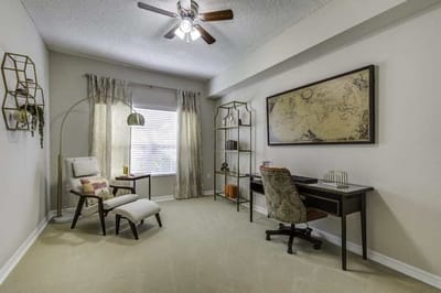 Bright and modern private resident room with furnishings
