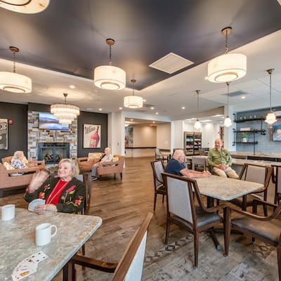 Meadowcrest – Middletown, Assisted Living in Middletown, DE — Residents enjoying time in a cozy common area