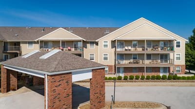 Exterior view of Lexington Park Independent Living
