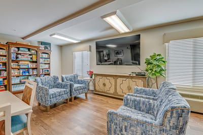 Common area with seating and games available