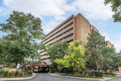 Exterior view of Brookdale Tamarac Square
