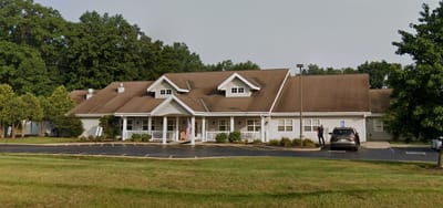 Exterior view of Cedar Ridge assisted living facility