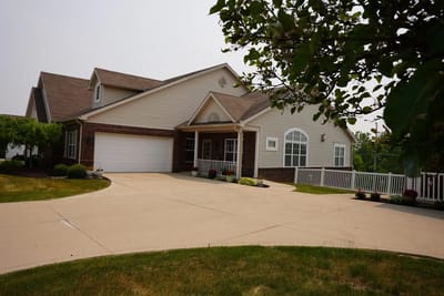 Exterior view of an assisted living facility