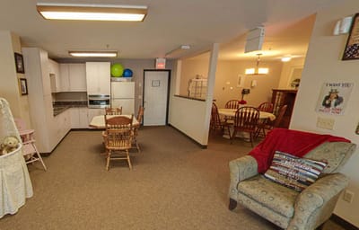 Common area with a kitchenette and dining space