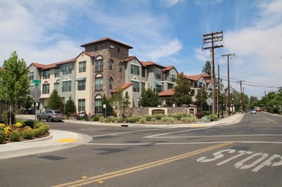 Exterior view of Oakmont assisted living facility