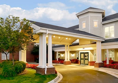 Exterior view of Lakewood Reserve with entrance awning