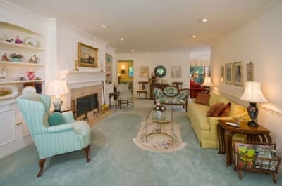 A comfortable common area in a senior living facility