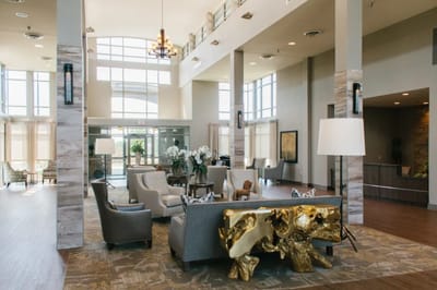 Bright and spacious lobby with modern furnishings