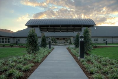 Pathway leading to the Ridgecrest Health and Rehabilitation entrance