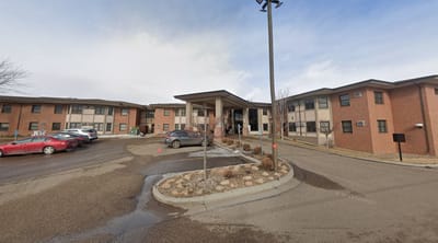 Exterior view of Valley View Heights with parking lot