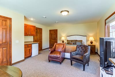 Well-furnished private room in an assisted living facility