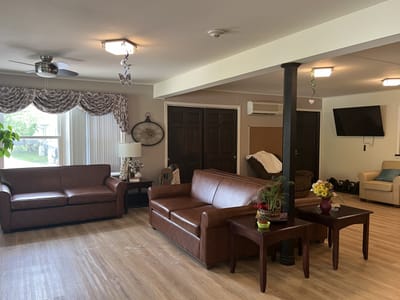 Cozy common area with comfortable seating