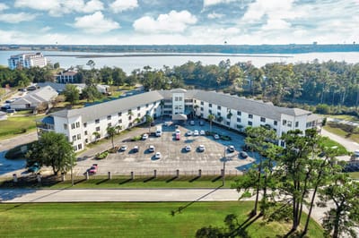 Aerial view of SummerHouse Bay Cove Memory Care building
