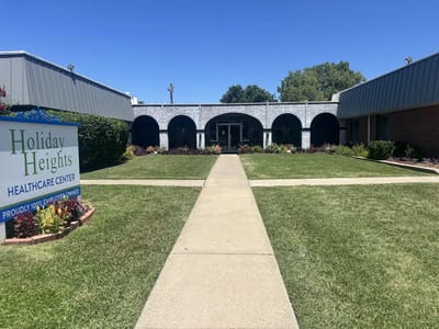 Exterior view of Holiday Heights Healthcare Center