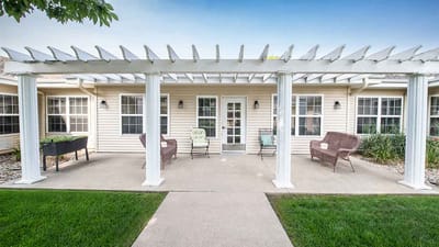 Outdoor patio area with seating at Floyd Senior Living