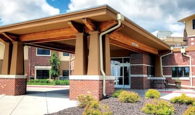 Entrance of Heritage Ridge facility with covered porch