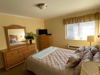 Cozy and inviting bedroom with warm lighting