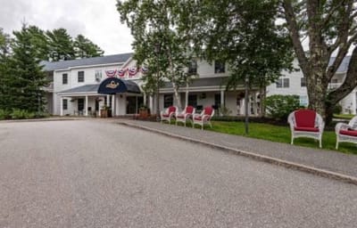 Exterior view of Sunnybrook Senior Living facility