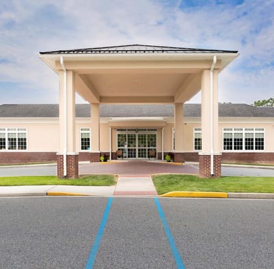 Front entrance of Cardia Healthcare Silverside