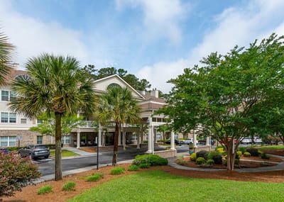 Exterior view of Somerby Mount Pleasant with landscaped area