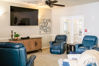 Cozy common area with comfortable seating