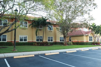 Exterior view of Sonata Coconut Creek building