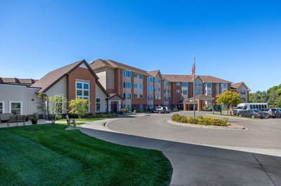 Exterior view of Fairway Knoll assisted living facility