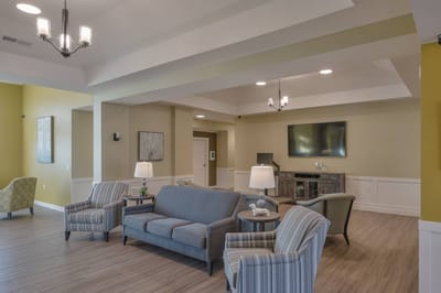 Bright and inviting common area with comfortable seating
