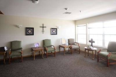 Interior common area with chairs and decorations